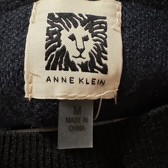 Anne Klein sweater - Picture 4 of 5